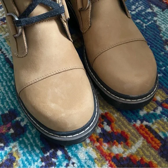 Sorel - Women’s Joan Now Lace Boot Caribou Buff Black - size 8.5 - Picture 6 of 10